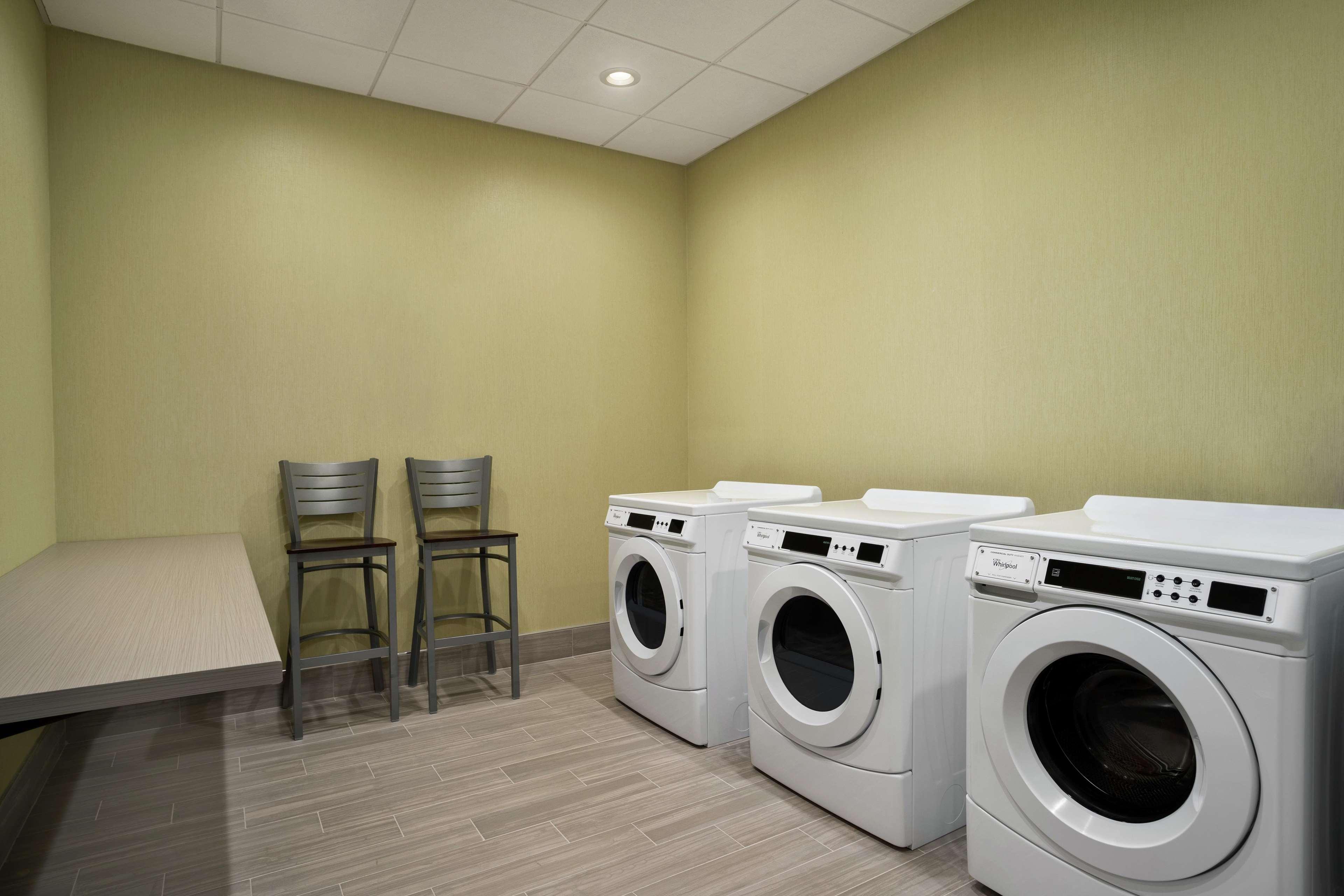 Homewood Suites By Hilton Florence Exterior foto