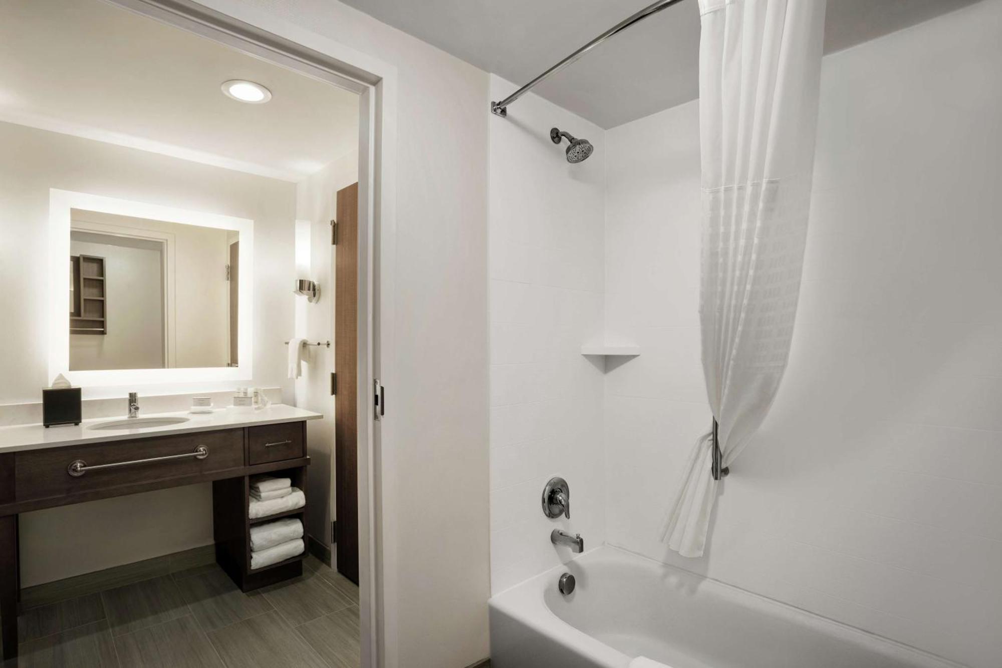 Homewood Suites By Hilton Florence Exterior foto